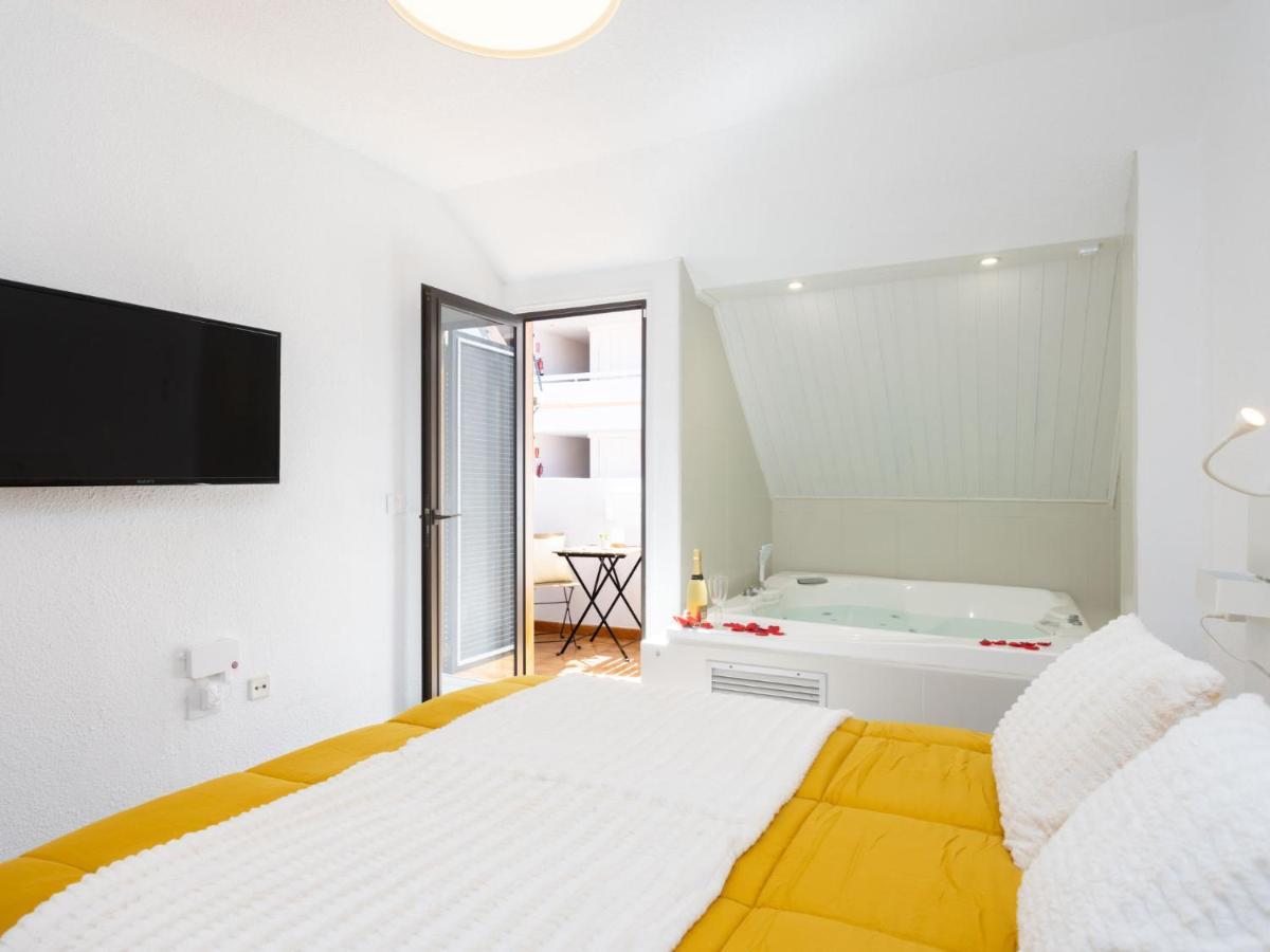 Apartment Deluxe Altemar By Interhome Playa de las Américas Eksteriør billede