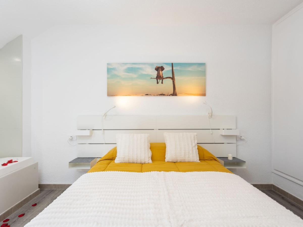 Apartment Deluxe Altemar By Interhome Playa de las Américas Eksteriør billede